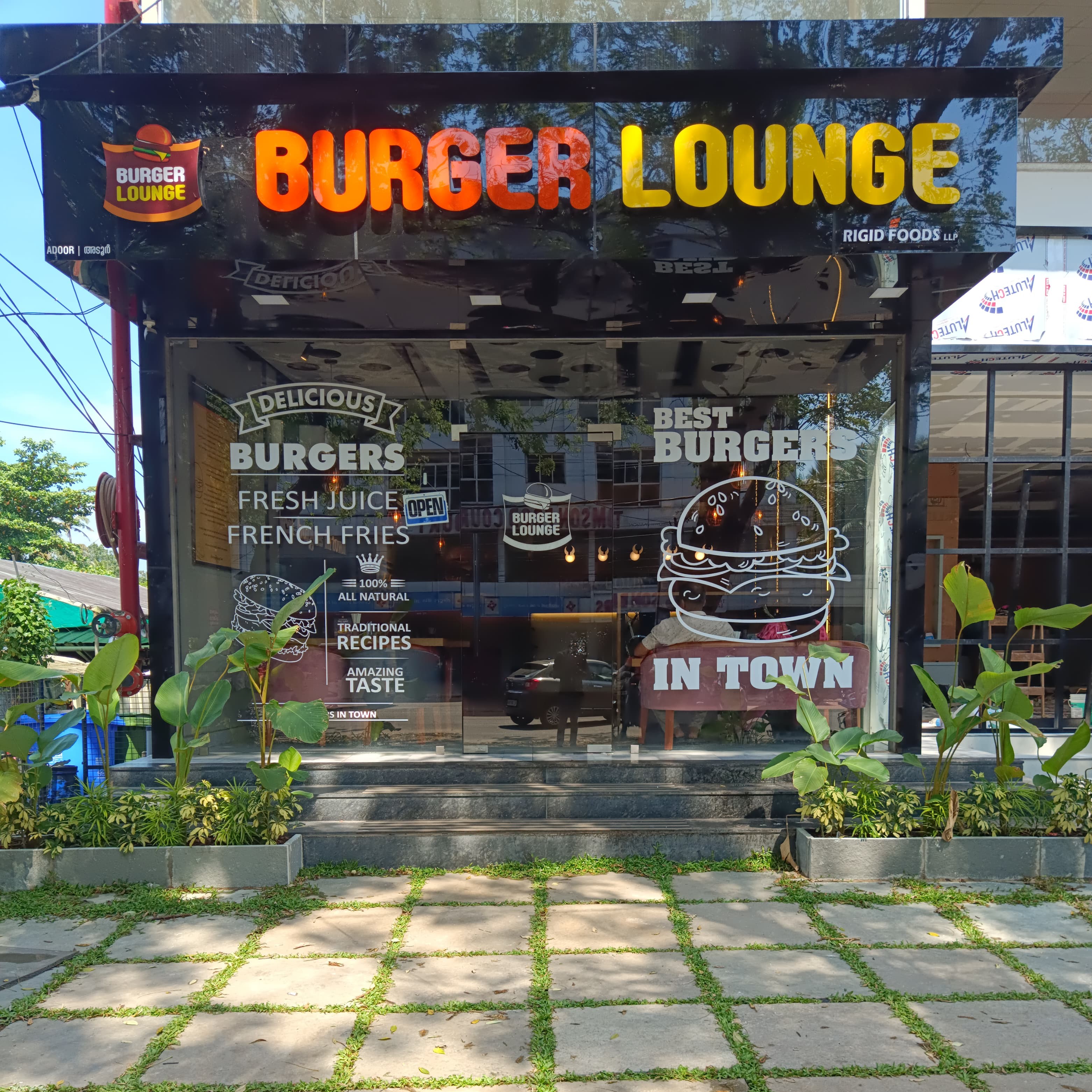 Burger lounge near deals me